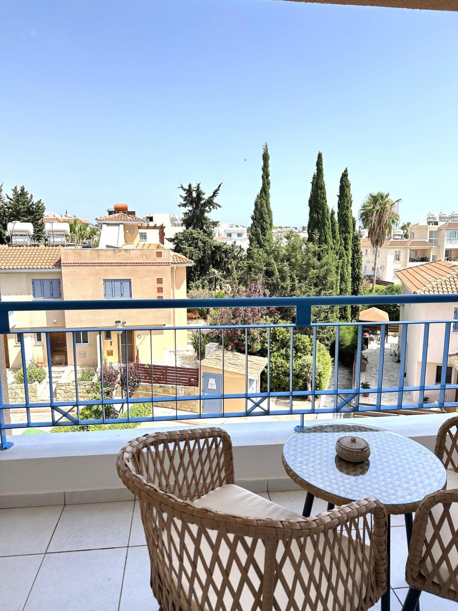 H&O Golden Sun Suite Paphos Exterior photo