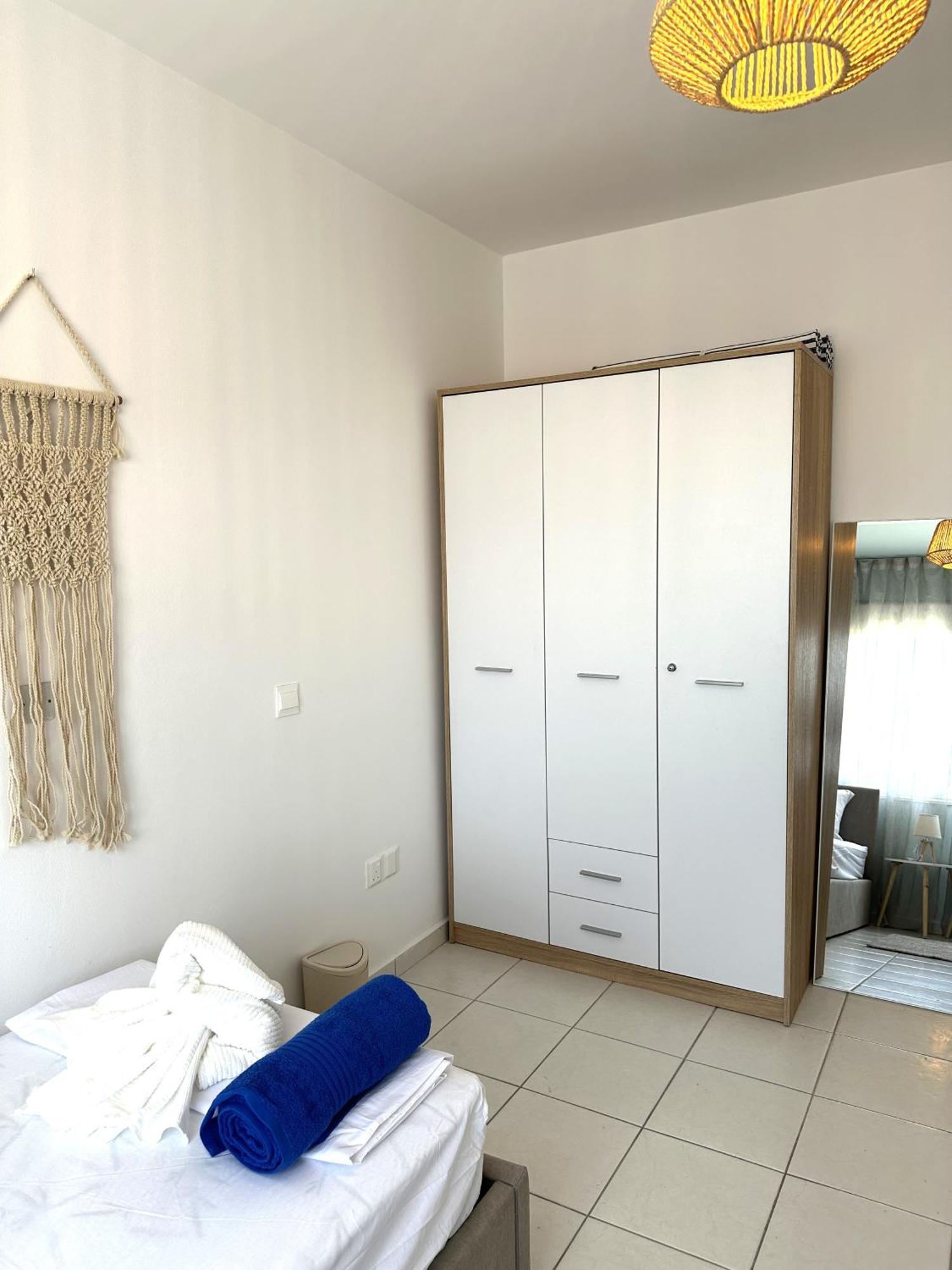 H&O Golden Sun Suite Paphos Exterior photo